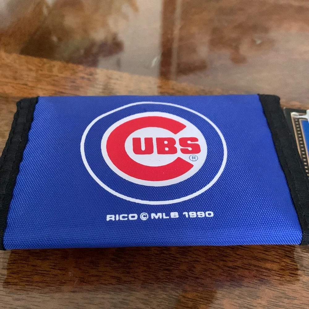 Chicago Cubs MLB Team Trifold Wallet Vintage 1990 Logo Velcro Baseball Rico New